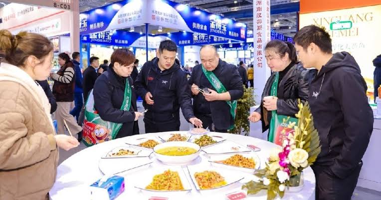 Matikan Kamera, Nyalakan Rasa: Mengapa 'Invisible Food' Menjadi Tren Kuliner Paling Dicari di Jakarta Juli 2026